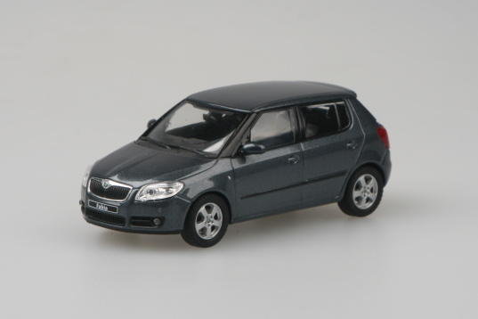 Škoda Fabia II (2006) Šedá Anthracite Metalíza